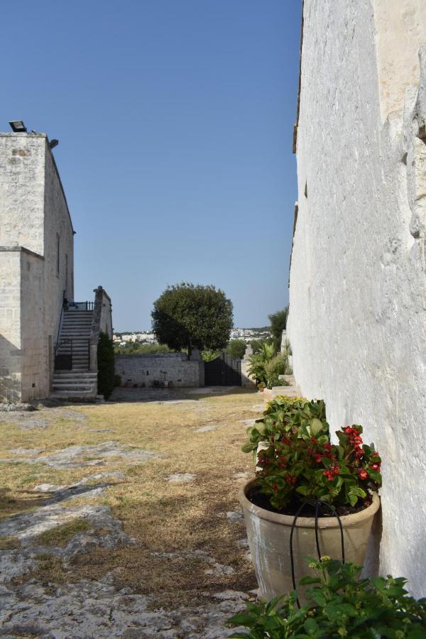 Masseria Montecchie Чельє-Мессапіка Екстер'єр фото