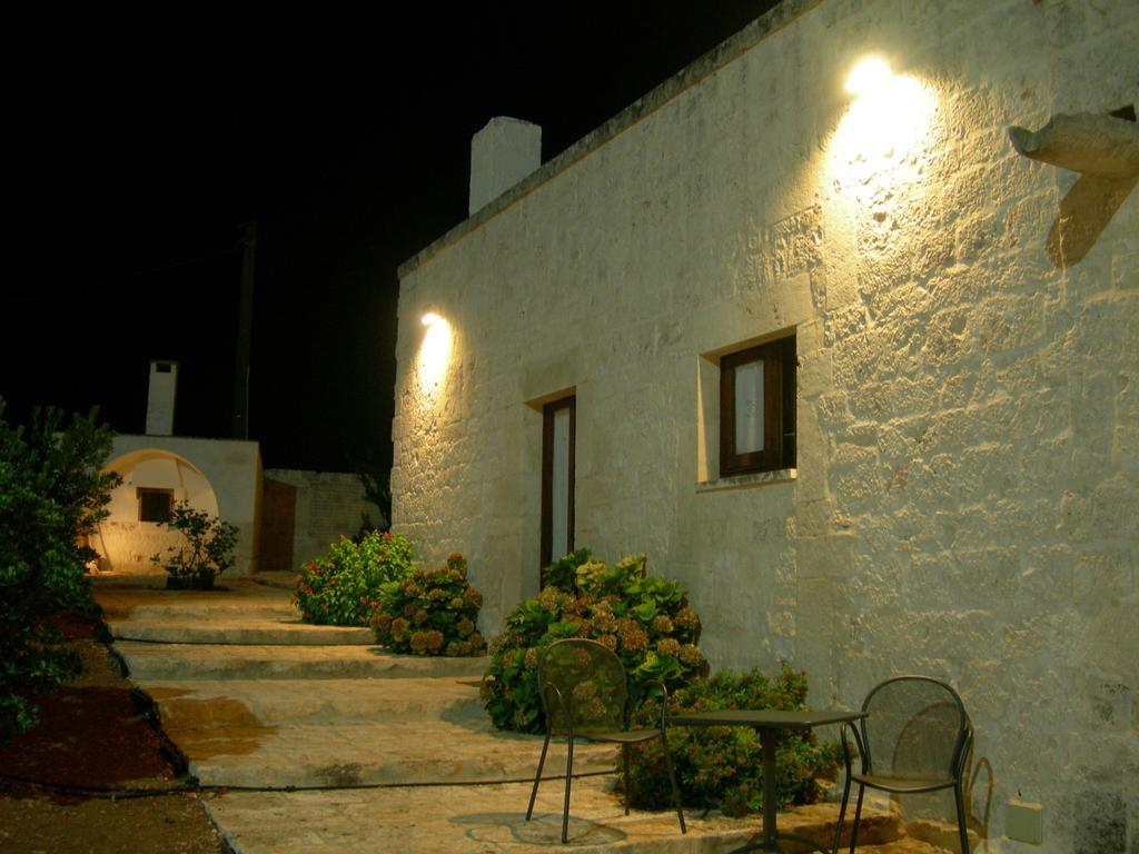 Masseria Montecchie Чельє-Мессапіка Екстер'єр фото
